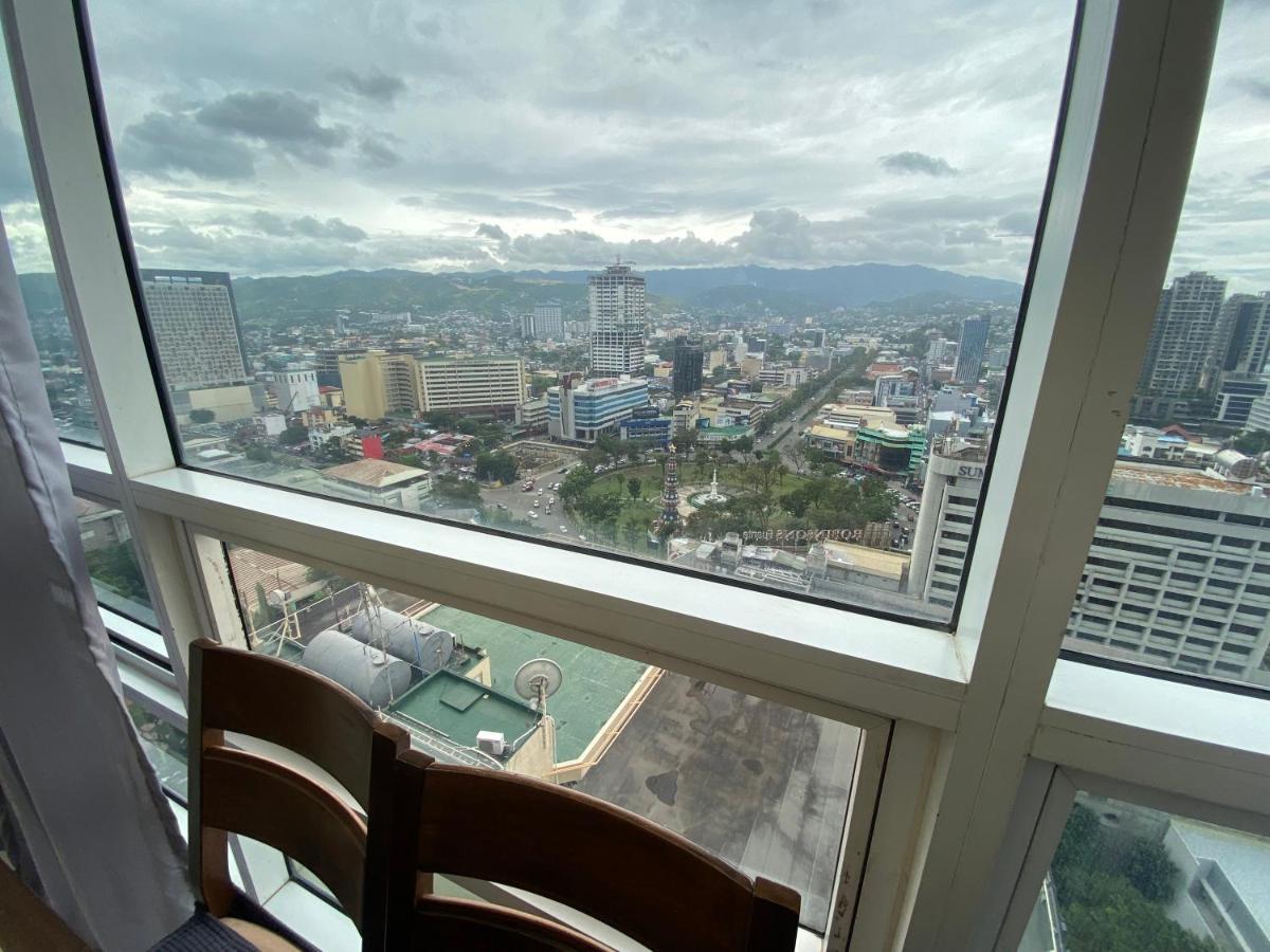 Cebu City Huge Lofts By P&J 外观 照片